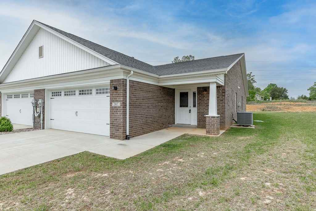 305 Breckinridge Circle #1 - Photo 6 of 50