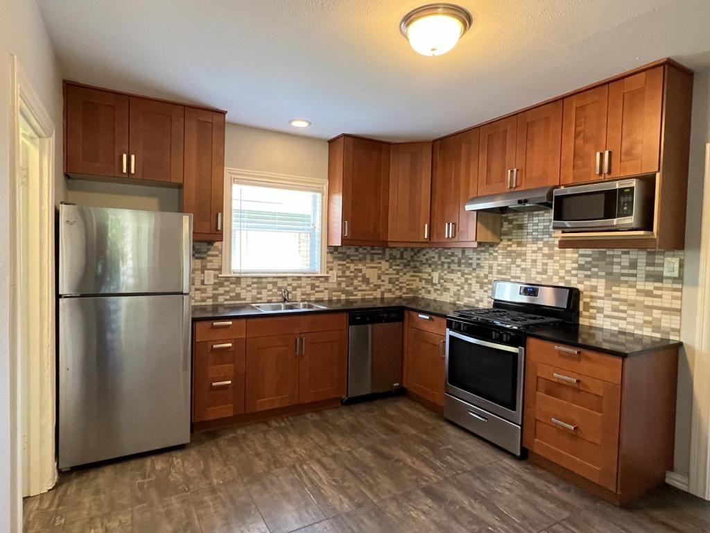 5933 Reiger Ave - Photo 2 of 15