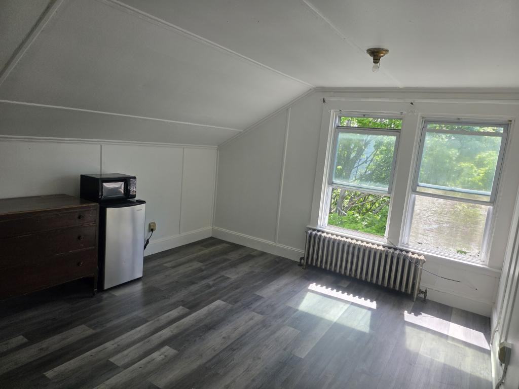 485 County St ##16 - Photo 3 of 6