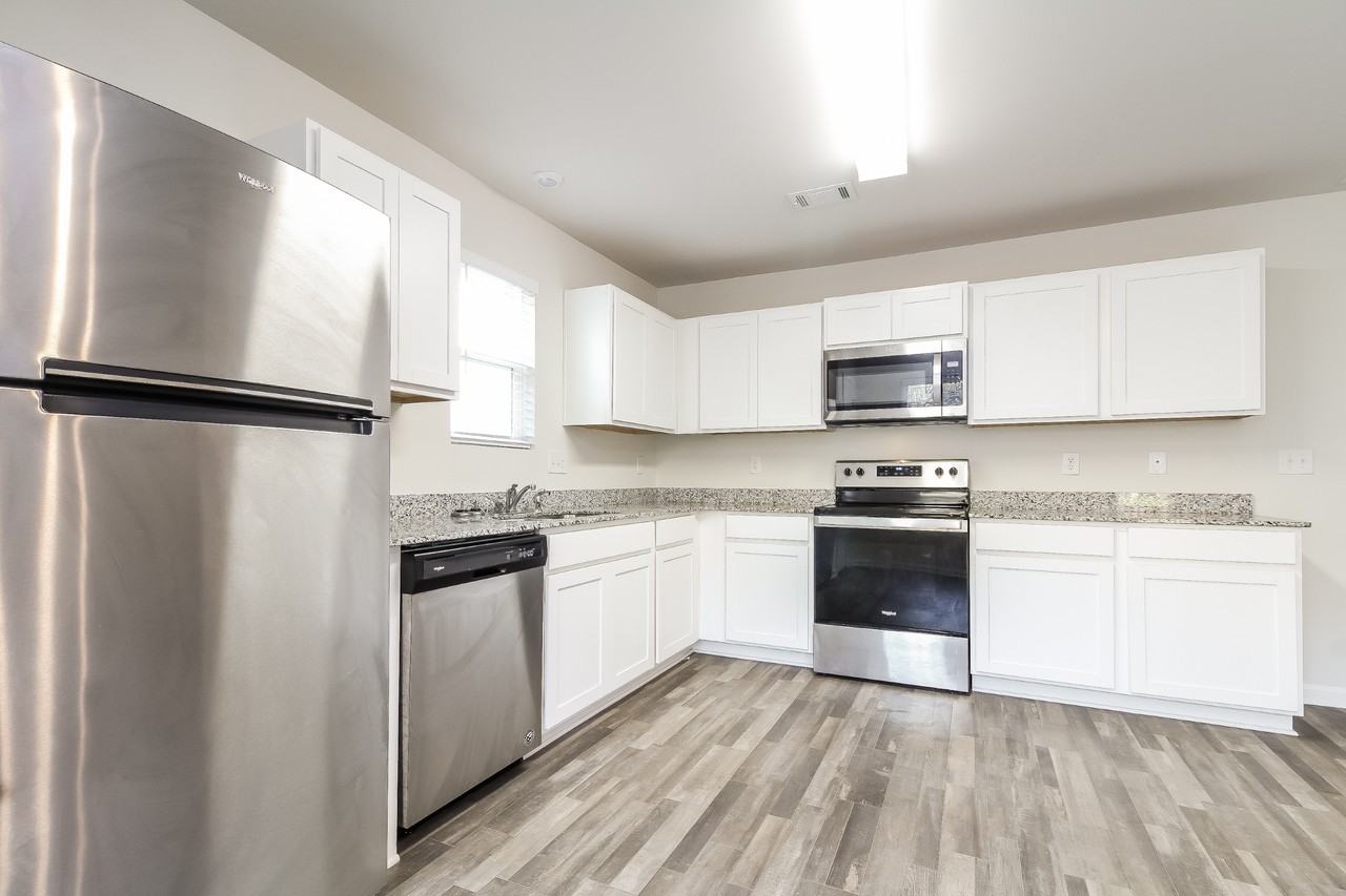169 Evvalane Dr - Photo 6 of 16