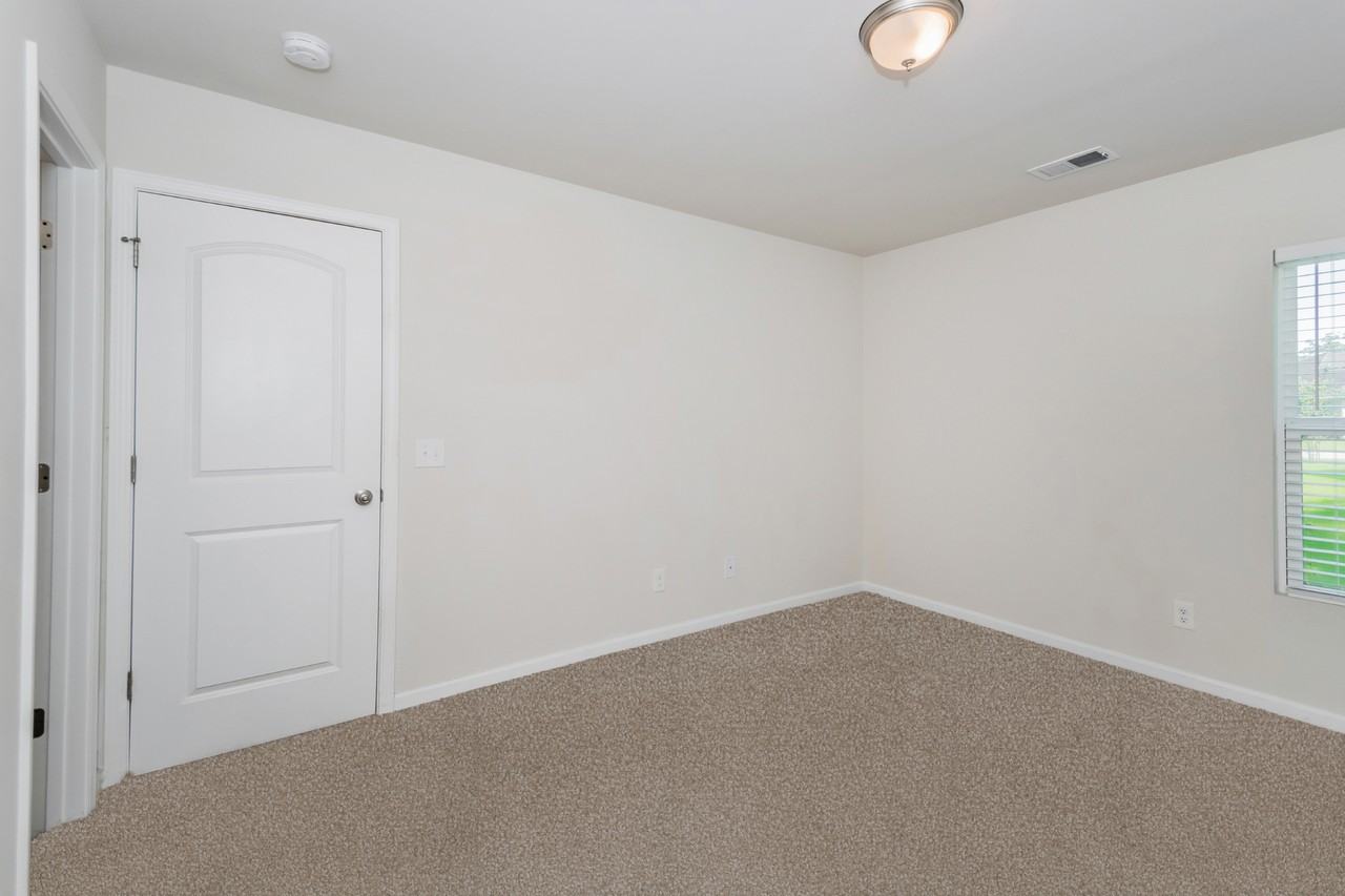 208 Saddle Brooke Trce - Photo 7 of 16