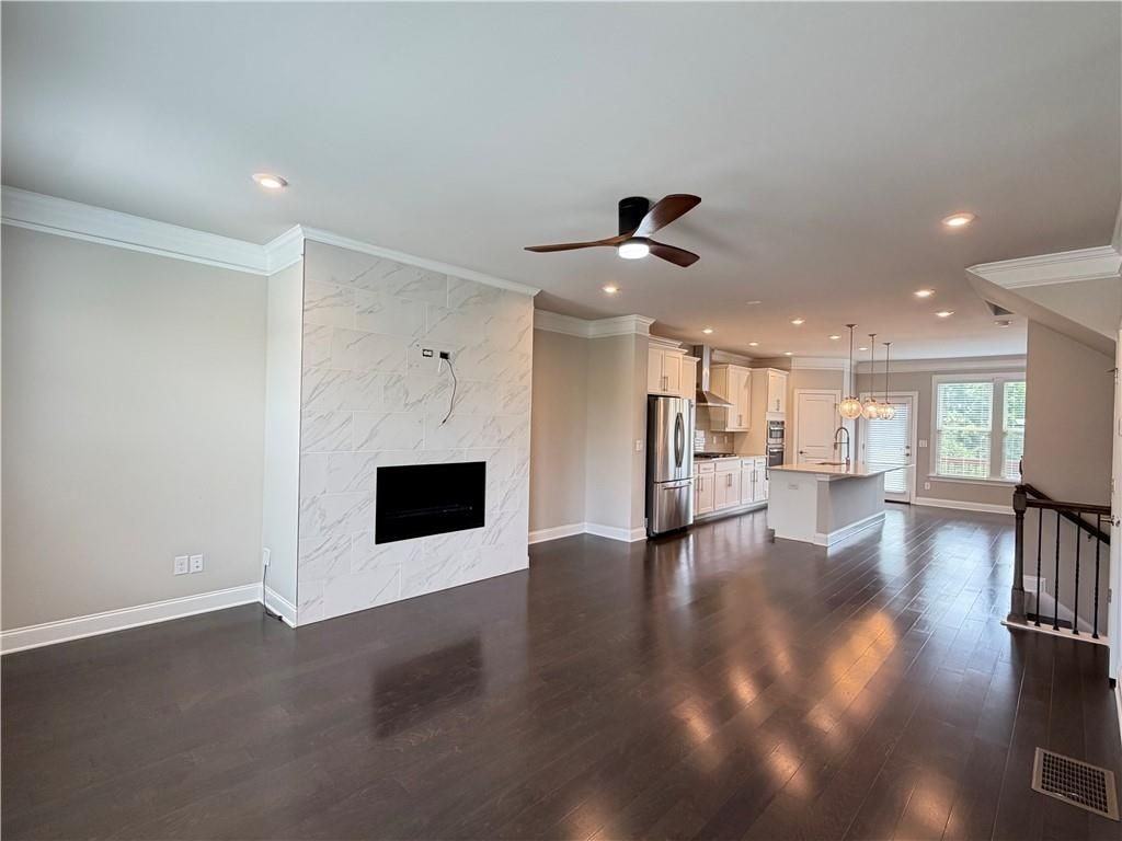 5508 Terrace Bend Pl - Photo 4 of 25