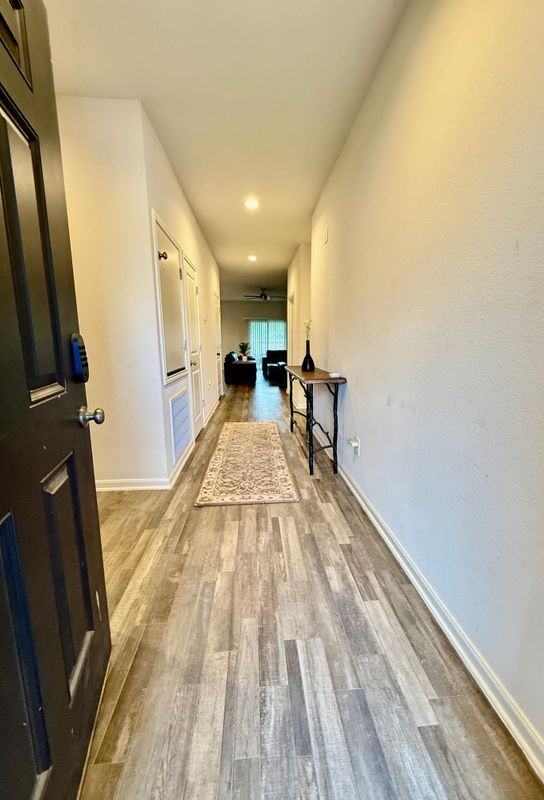 302 Del Monte Dr - Photo 2 of 30