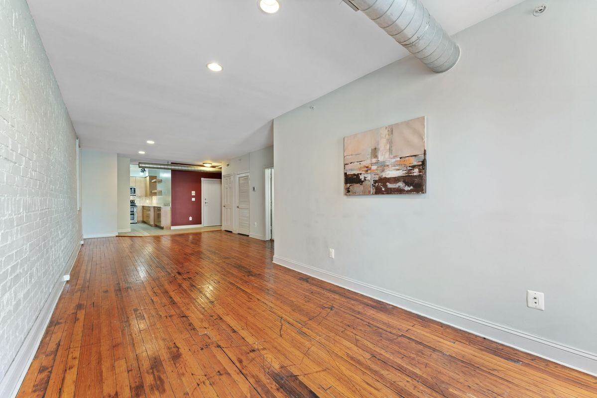 28 E Patrick St - Photo 5 of 12