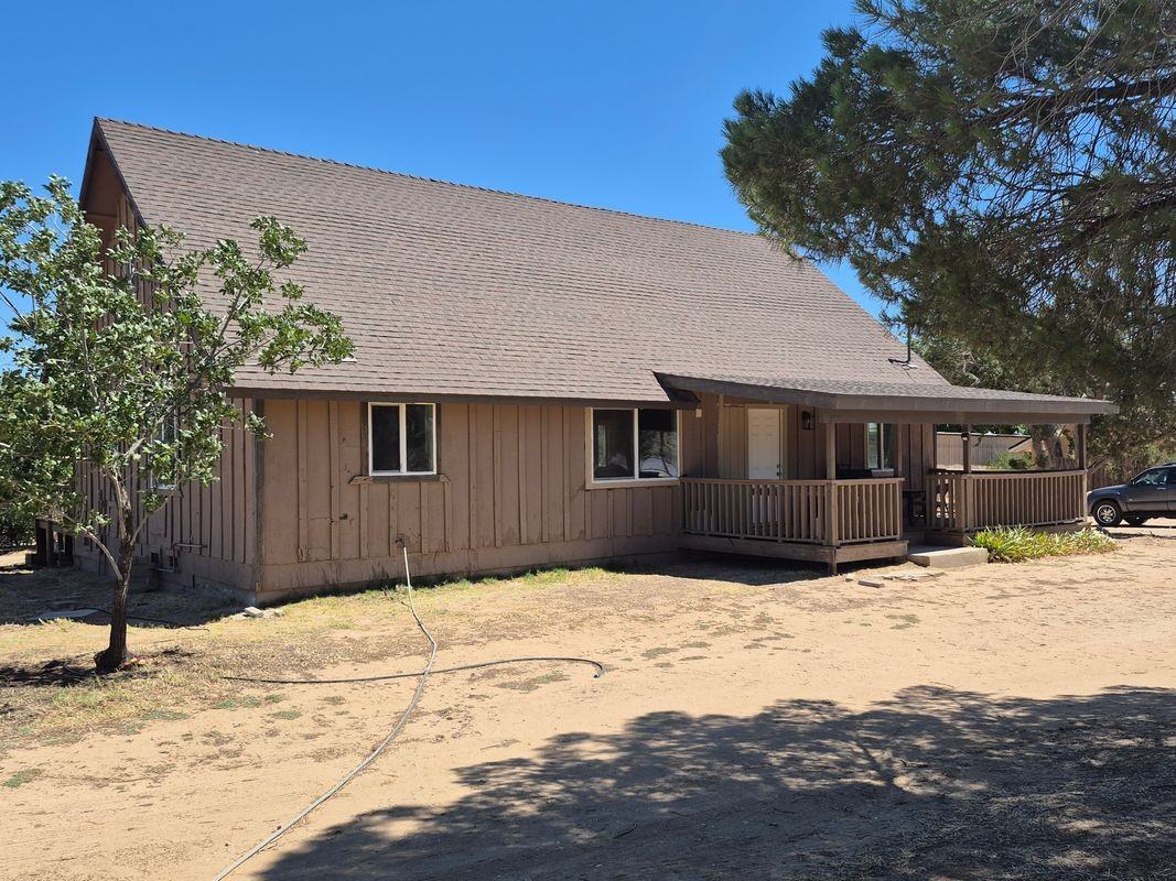 6906 Phelan Rd - Photo 3 of 3