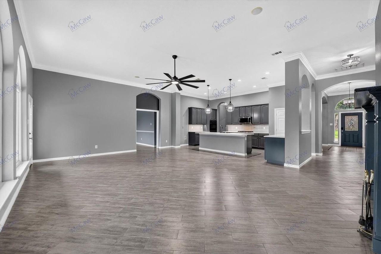 608 Walnut Hollow Dr - Photo 5 of 21
