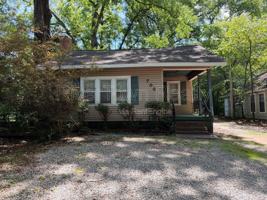 featured image of 736 Echles St
