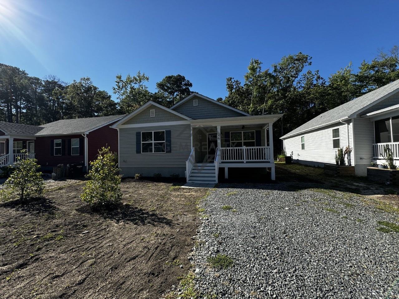 225 9th St - Photo 3 of 39