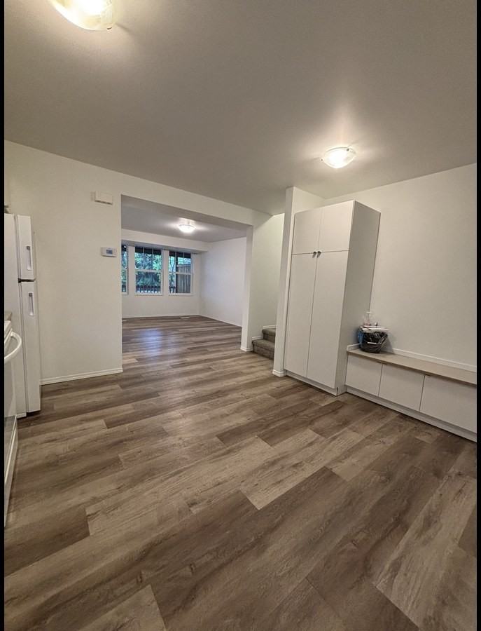 12420 76 St Nw - Photo 5 of 23