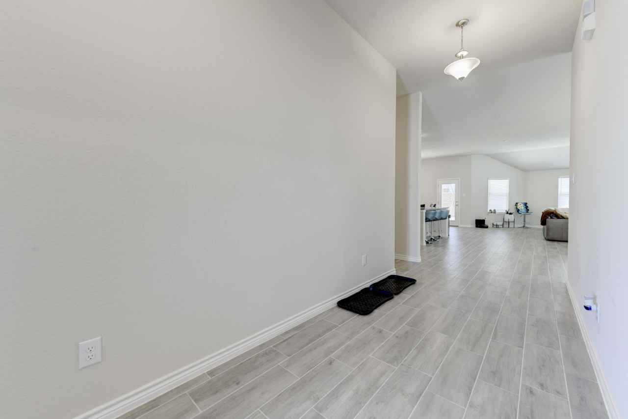 6302 Cordillera Dr - Photo 2 of 16