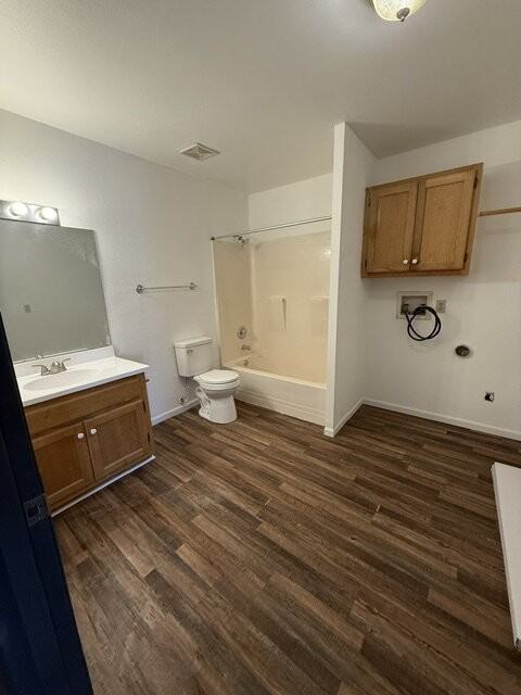 1104 S Wines St Apt A - Photo 3 of 6