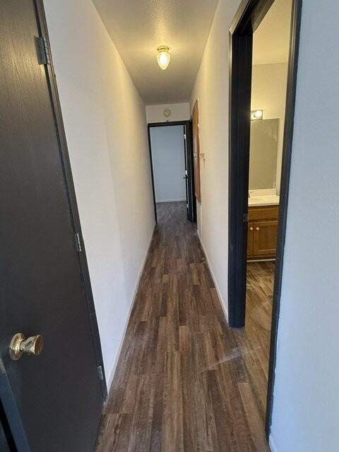 1104 S Wines St Apt A - Photo 4 of 6