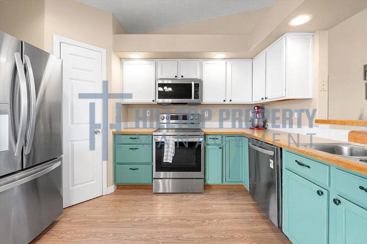 8104 Waterleaf Ave - Photo 3 of 23