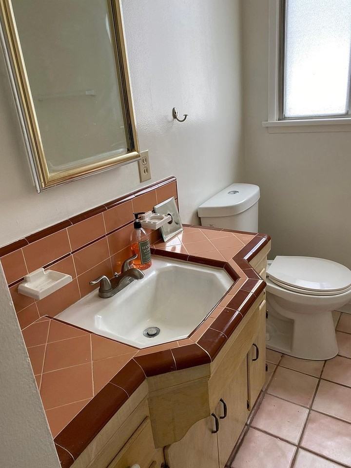 11820 Pomering Rd - Photo 5 of 11
