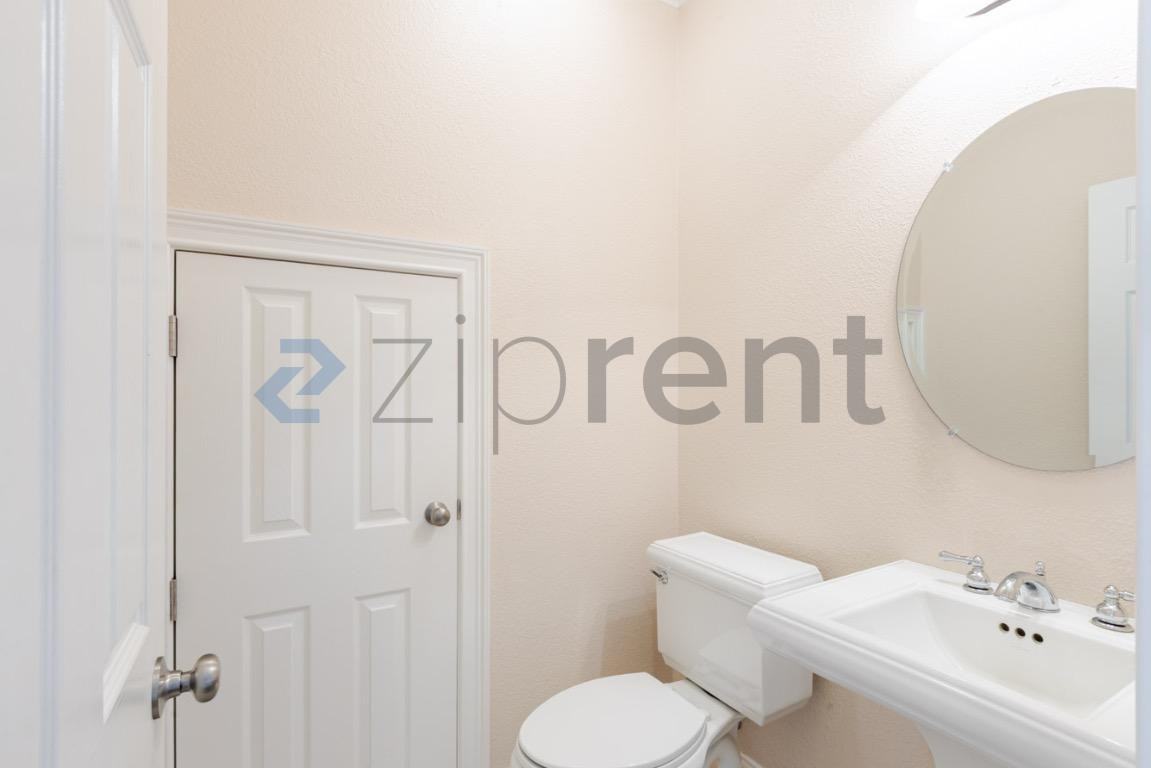 5609 Freestone Dr - Photo 7 of 38