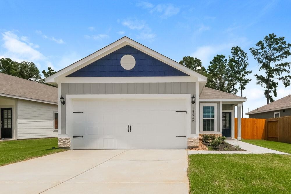 15642 Plum Brook Dr