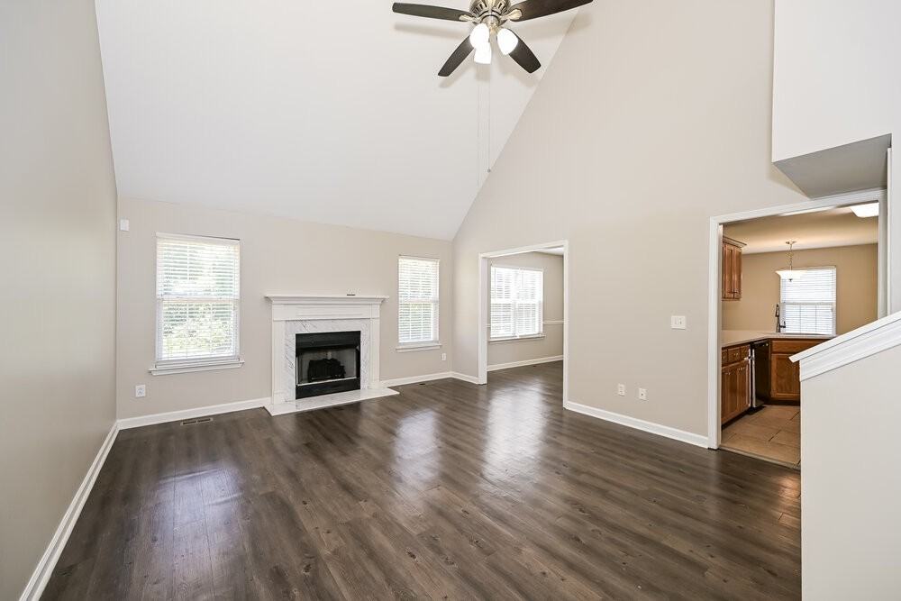 1594 Laurel Ledge Dr - Photo 4 of 17