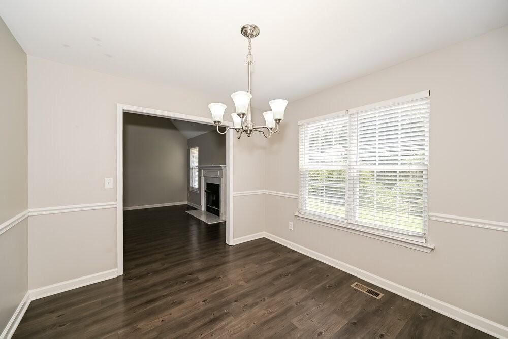 1594 Laurel Ledge Dr - Photo 6 of 17