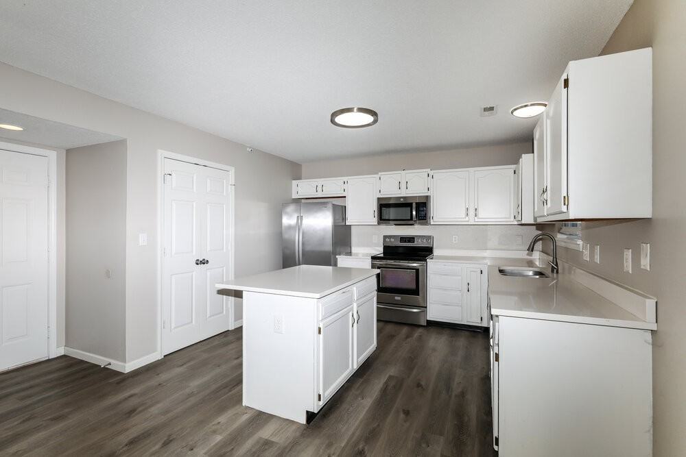 4204 Dunedin Ct - Photo 6 of 17