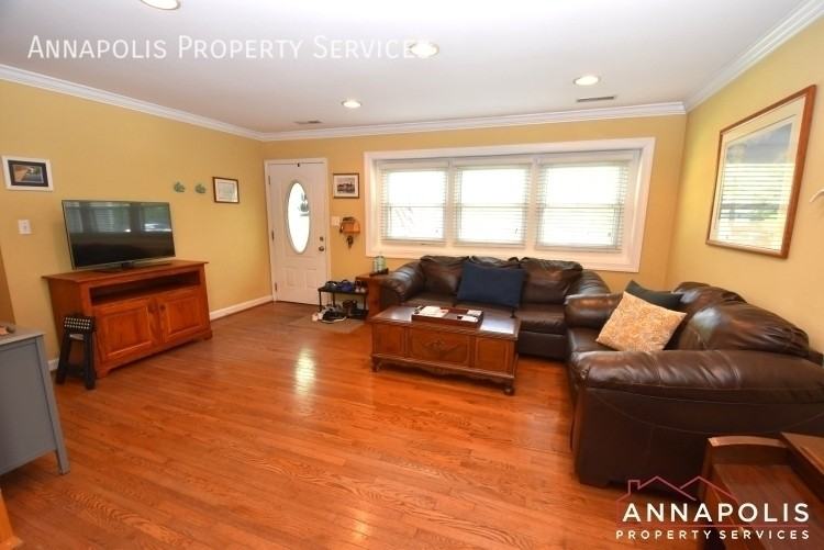 957 Highpoint Dr - Photo 6 of 24