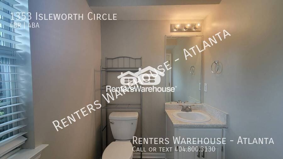 1353 Isleworth Cir - Photo 5 of 30