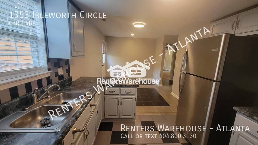 1353 Isleworth Cir - Photo 7 of 30