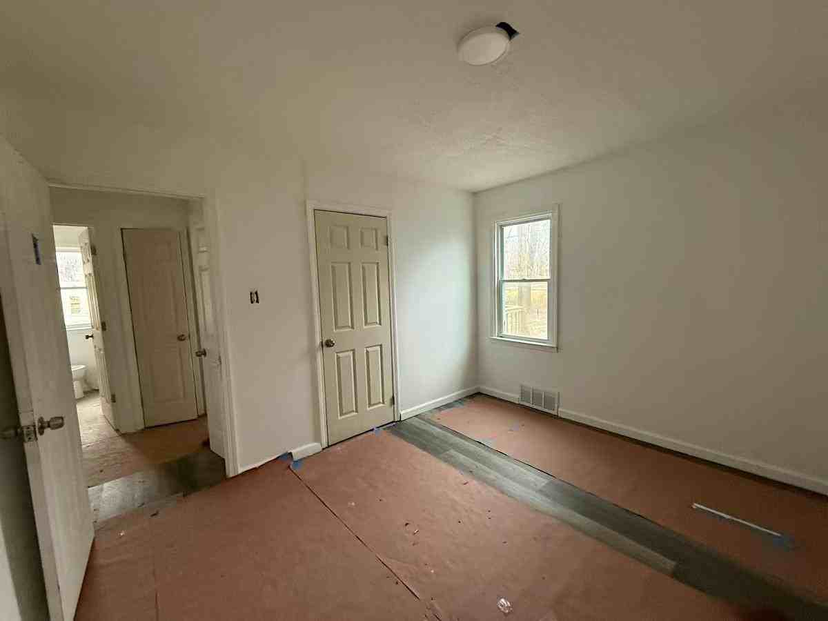 13413 Evanston St #1 - Photo 3 of 17