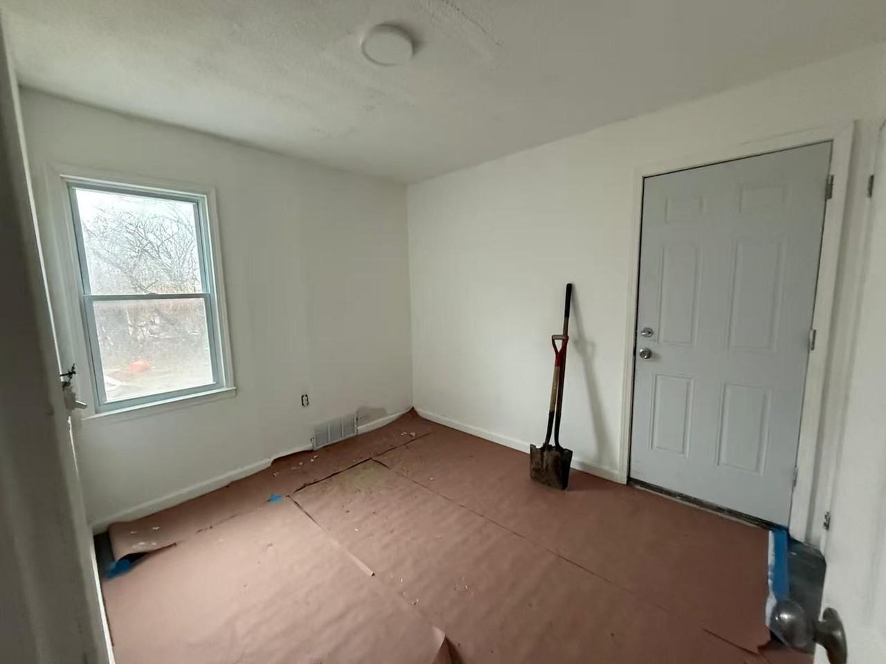 13413 Evanston St #1 - Photo 4 of 17