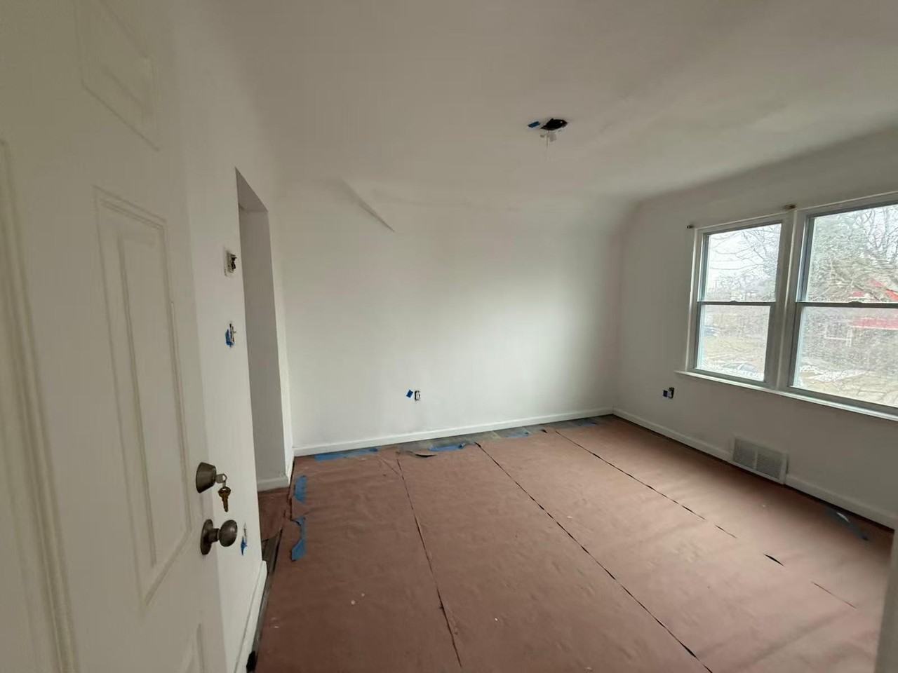 13413 Evanston St #2 - Photo 3 of 17