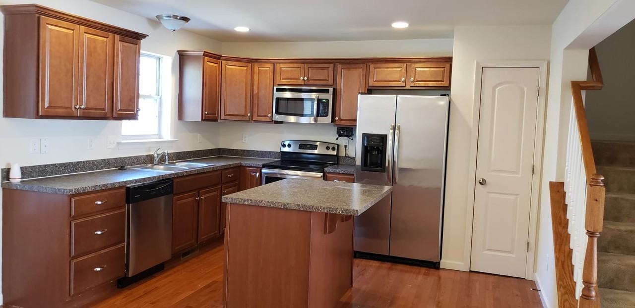 6428 Creekbend Dr #NA - Photo 5 of 20