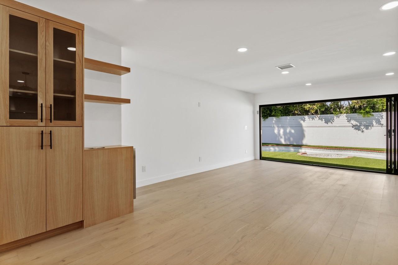 5261 Allott Ave #NA - Photo 6 of 16