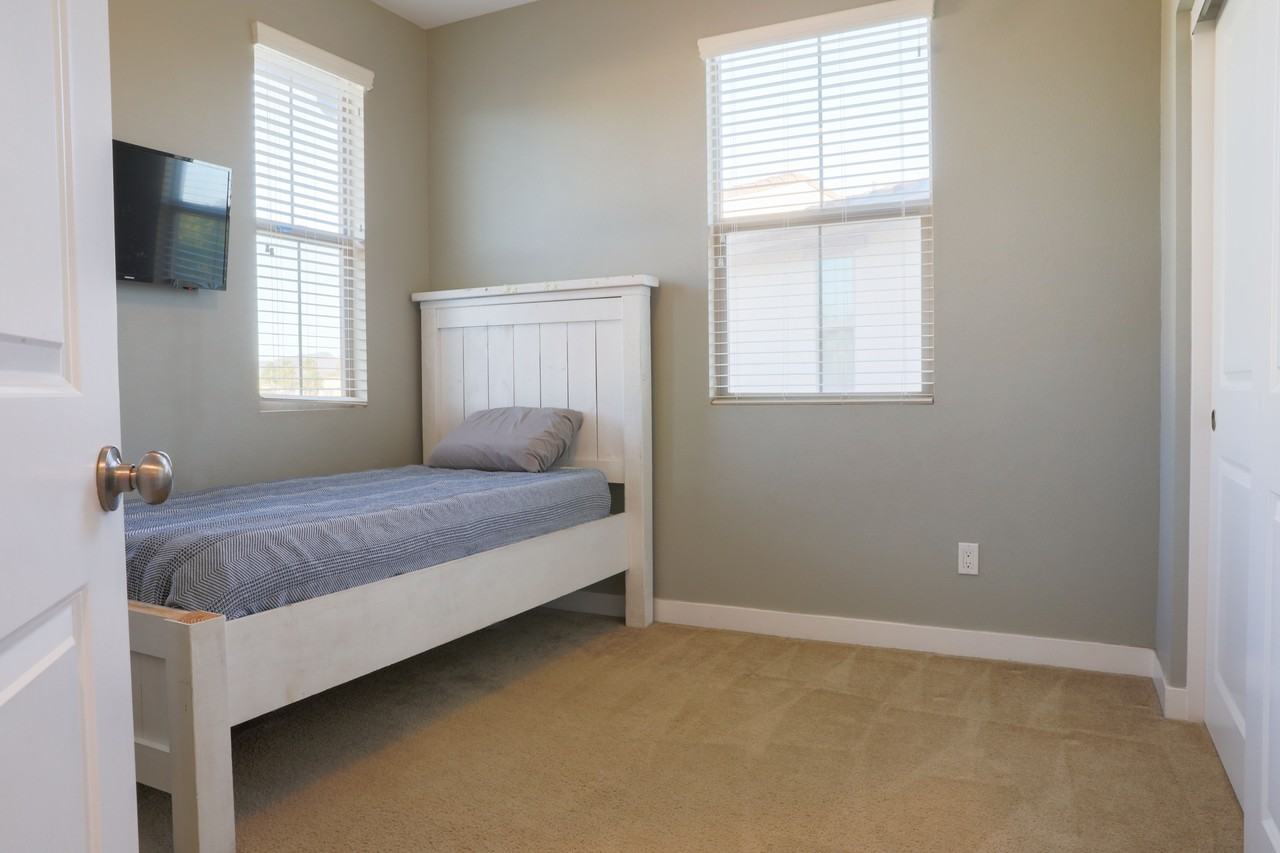 211 Westpark Ct #601 - Photo 7 of 23
