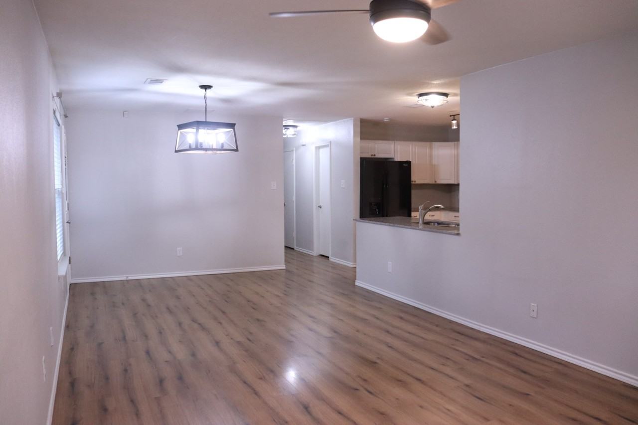 1776 Lago Vis #NA - Photo 3 of 16