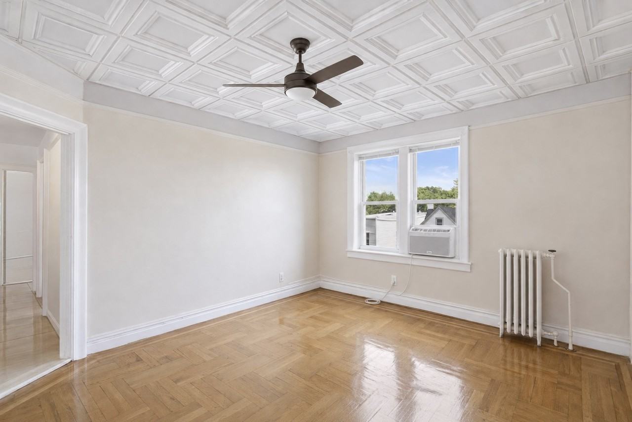 3718 Park Ave #D2 - Photo 3 of 23