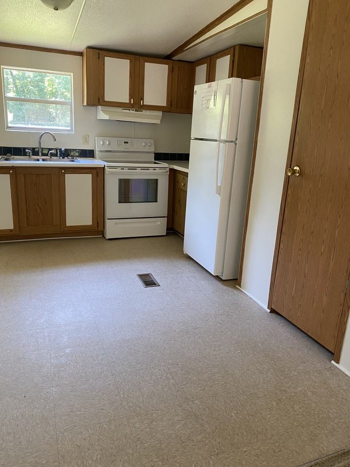 125 Ratcliffe Rd #NA - Photo 3 of 11