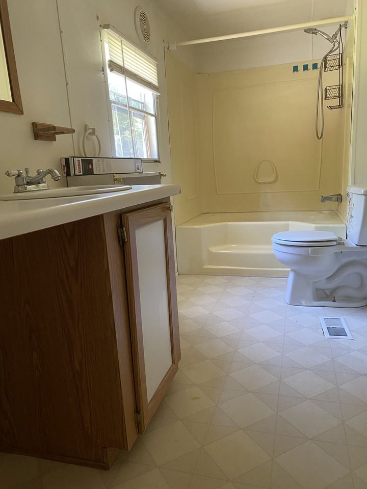 125 Ratcliffe Rd #NA - Photo 7 of 11