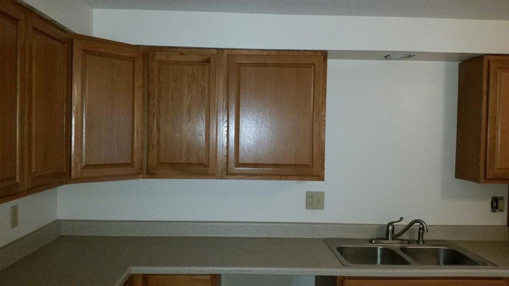 4736 Wynwood Ct - Photo 4 of 14