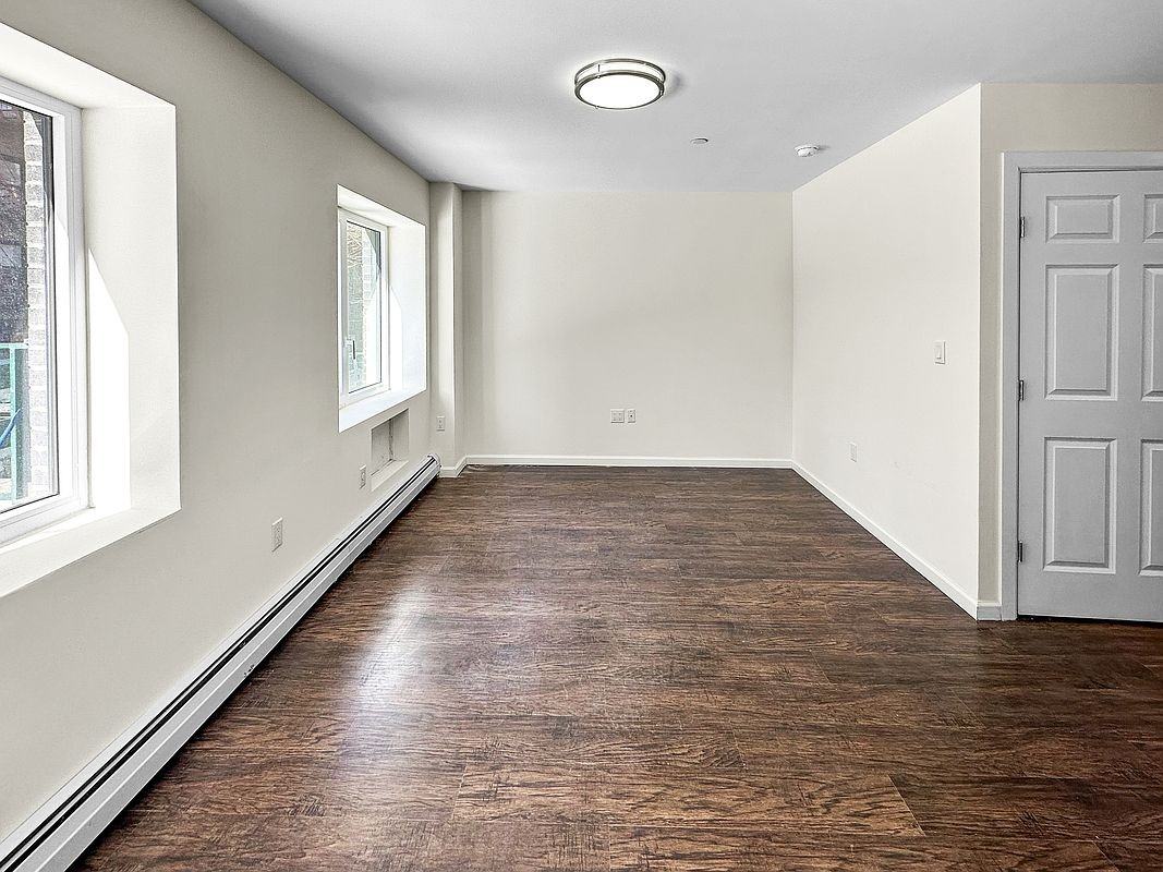 3168 Villa Ave #2C - Photo 6 of 6