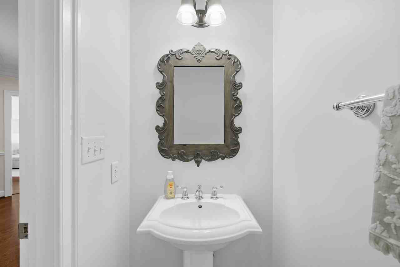 5241 Monument Ave #2A - Photo 3 of 23