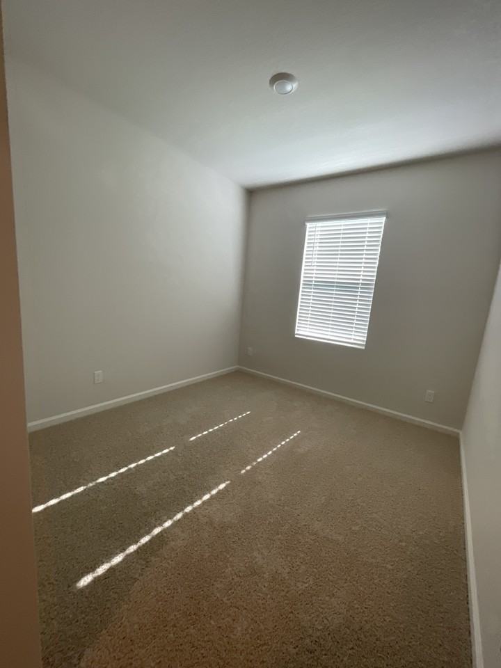 9505 Silver Sands Ln #NA - Photo 3 of 10