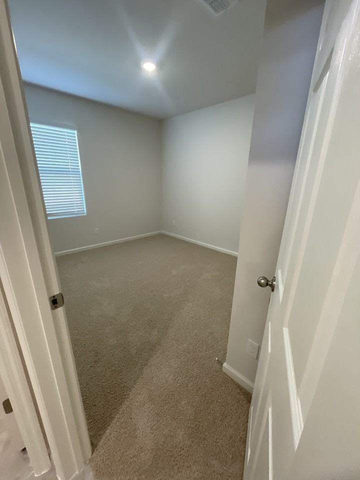 9505 Silver Sands Ln #NA - Photo 5 of 10