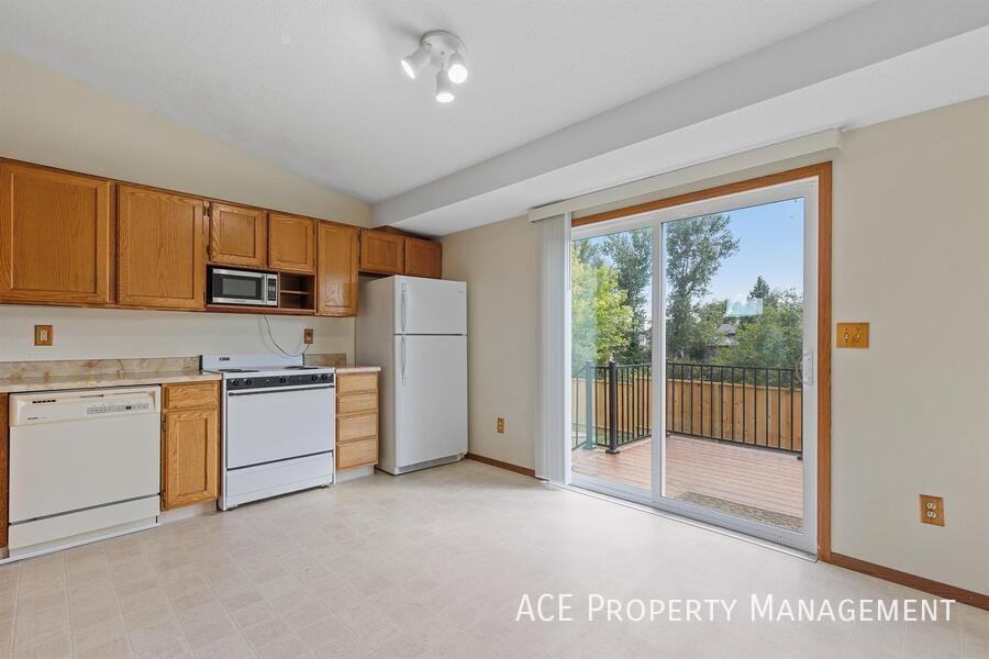3171 Obrien St - Photo 6 of 14