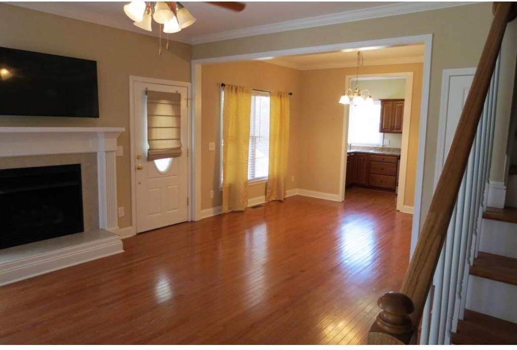 10 Charleston Ct - Photo 4 of 7