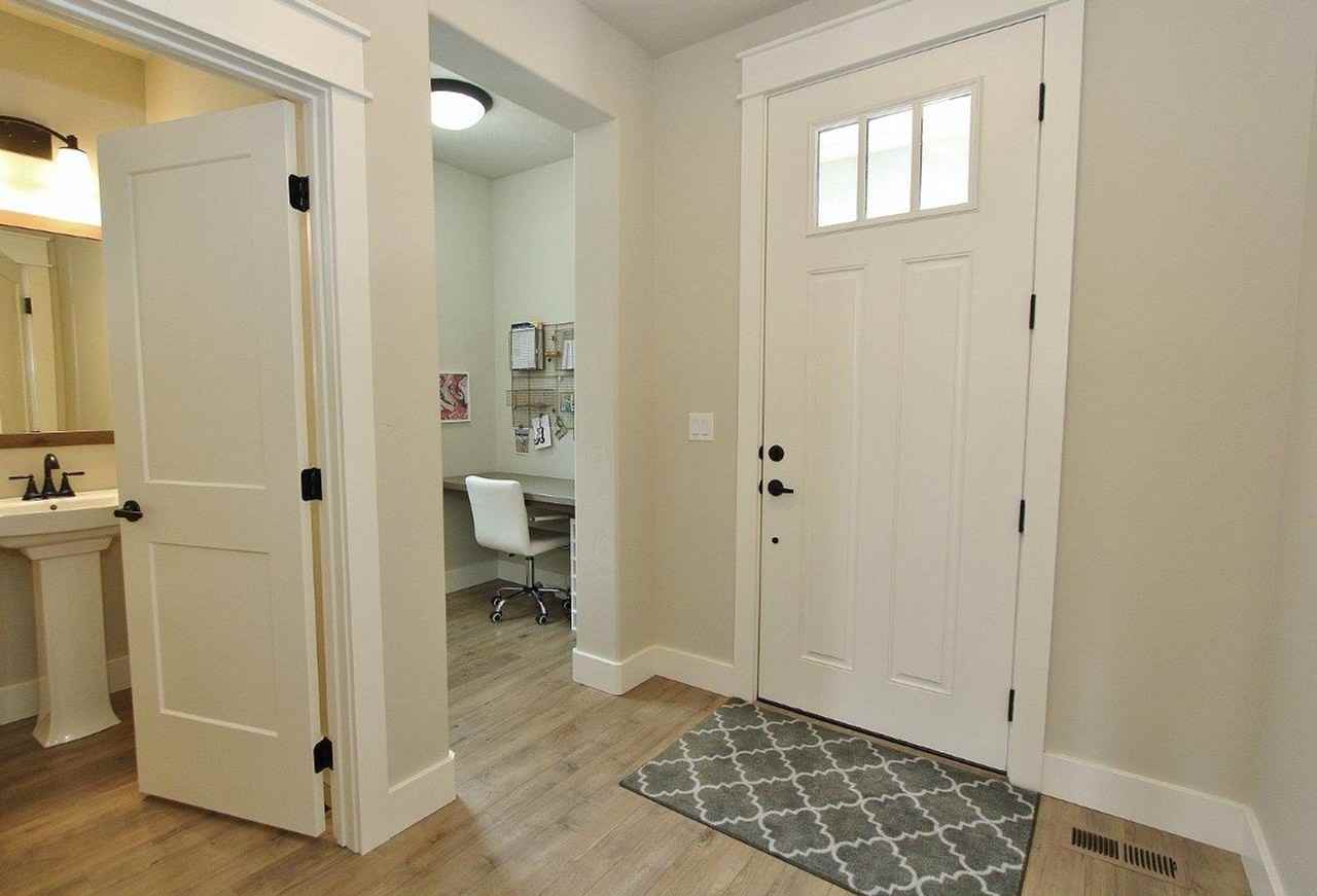 3316 E Girdner Dr - Photo 2 of 28