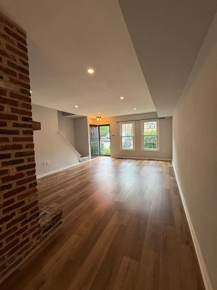 97 Providence Ave - Photo 6 of 28