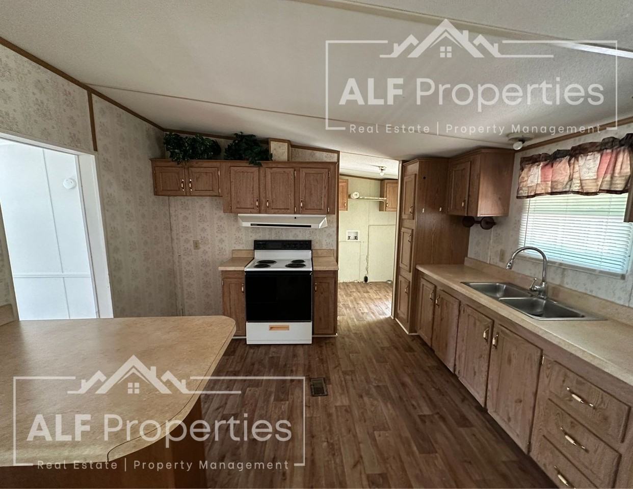 368 Plantation Dr - Photo 4 of 15