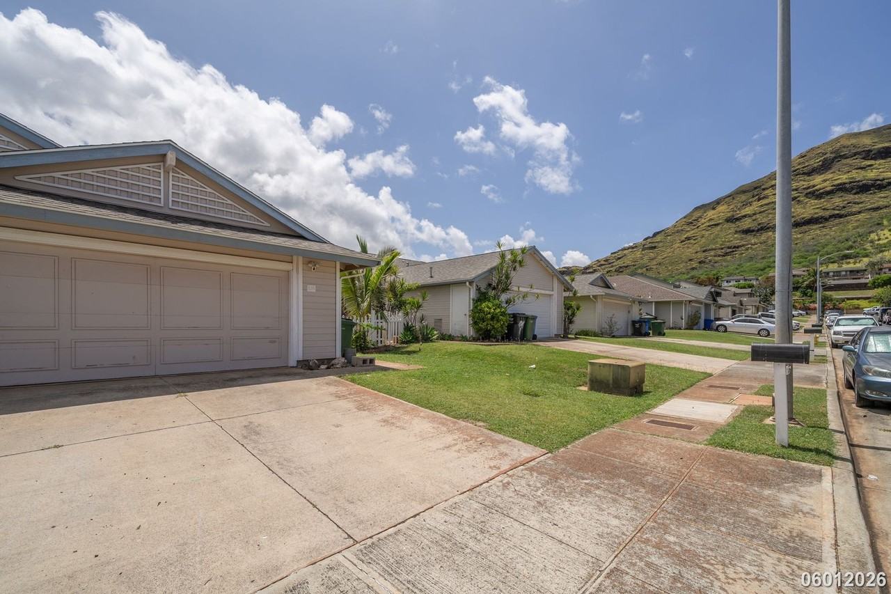 87-126 Kulahanai Pl - Photo 2 of 30