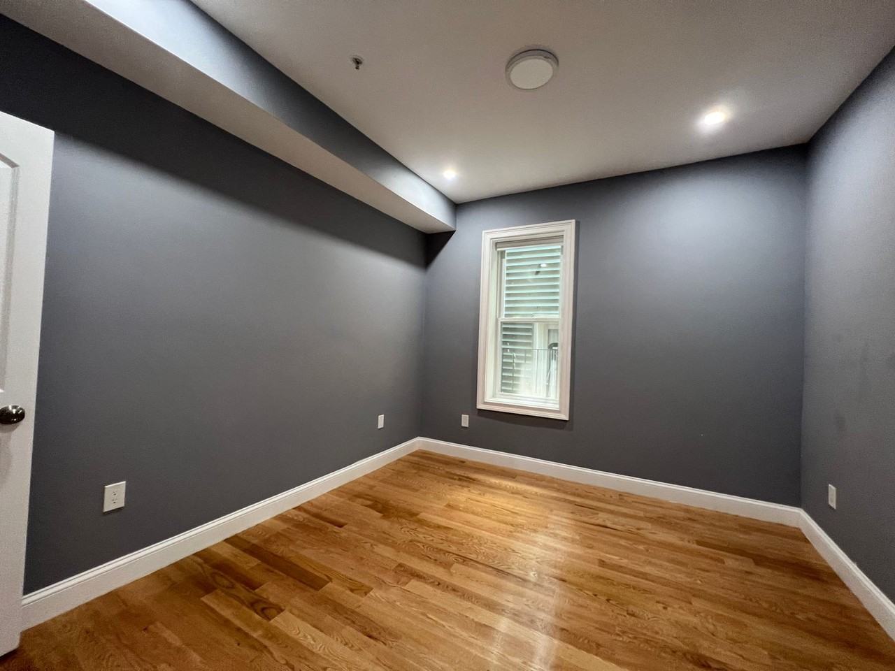 341 Cambridge St - Photo 6 of 12