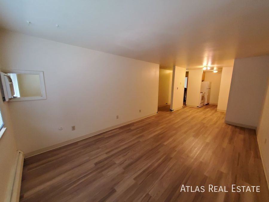 207 Mathews St #16 - Photo 3 of 12