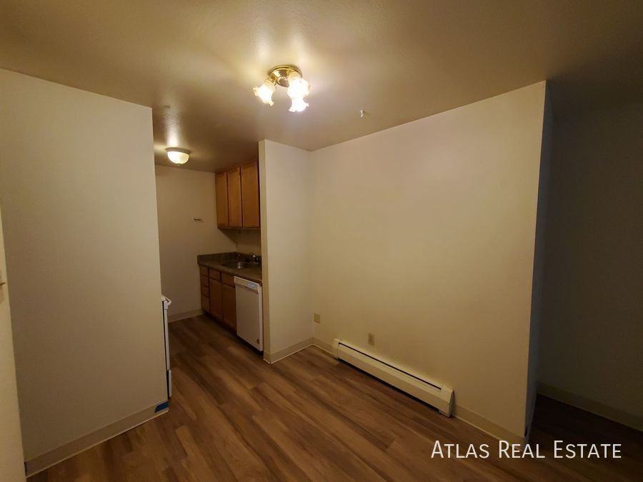 207 Mathews St #16 - Photo 4 of 12